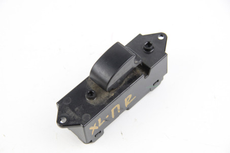 Кнопка стеклоподъемника одиночная передняя правая Mitsubishi Outlander (CW) XL 2006-2014 8608A061 (46113)