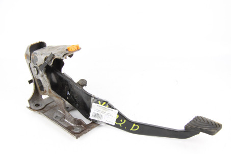 Педаль тормоза МКПП Mitsubishi Outlander (CW) XL 2006-2014 4620A160 (46132)