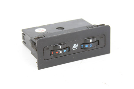 Кнопка подогрева сидения Lexus RX (AL10) 2009-2015 8475148120 (46138) 8475148110