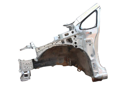 Четверть кузова передняя левая Toyota Auris 2006-2012 6113202200 (46277)