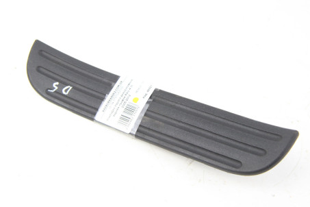 Накладка поріга декоративна задня права Toyota RAV-4 III 2005-2012 6791542030 (46321)