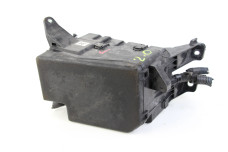 Блок предохранителей двигателя 2.0 RH Toyota RAV-4 III 2005-2012 8274242030 (46370)