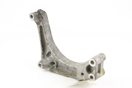 Кронштейн подушки двигателя передний 2.0 D Subaru Outback (BR) 2009-2014 10042AA010 (46536)