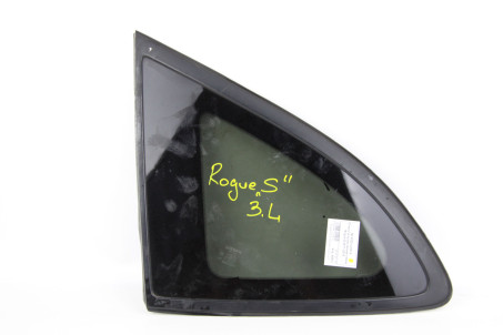 Скло в кузов заднє ліве Nissan Rogue S 2007-2015 83301JM01A (46812)
