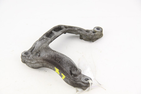 Кронштейн кріплення компресора А / С 2.4 Mitsubishi Lancer X (CY) 2007-2013 8813A218 (47007)