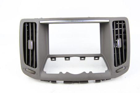 Дефлекторы центральных воздуховодов Infiniti G37 (V36) Sedan 2008-2010 68270JK00B (47311)