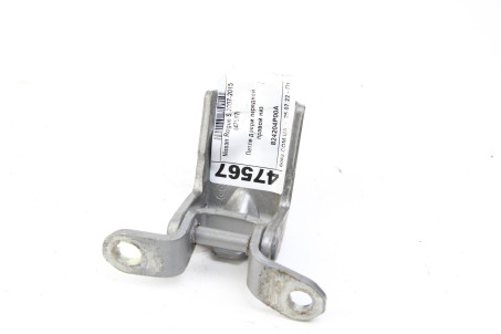 Петля двери передней правой низ Nissan Rogue S 2007-2015 824204P00A (47567)