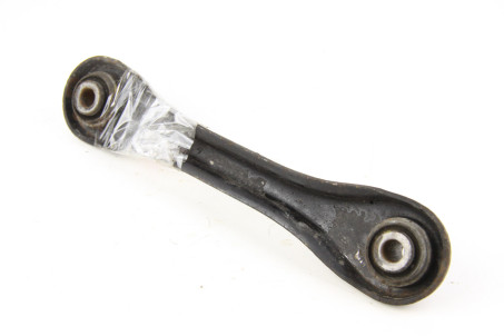 Рычаг задний поперечный нижний (передний) левый Mazda 3 (BL) 2009-2014 BBM228500A (47582)