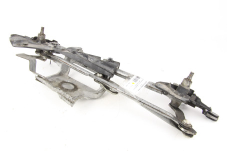 Трапеция дворников Mazda 3 (BL) 2009-2014 BBM467360A (47600)