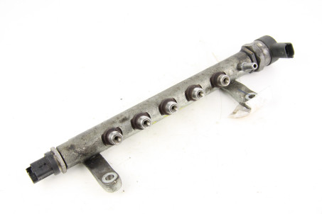 Рампа топливная 2.2 Mitsubishi Outlander (CW) XL 2006-2014 MN982216 (47686)