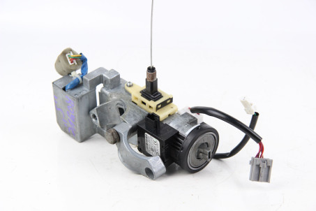 Замок зажигания Nissan Rogue S 2007-2015 99810CZ40B (47760)