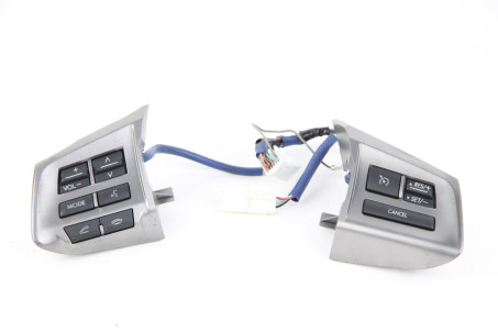 Кнопки керування на кермо Subaru Forester (SJ) 2012-2018 83154AJ430 (47766)