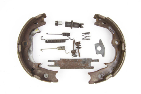 Механізм гальмівний лівий 4WD Kia Sportage (SL) 2010-2015 582502S300 (47874)