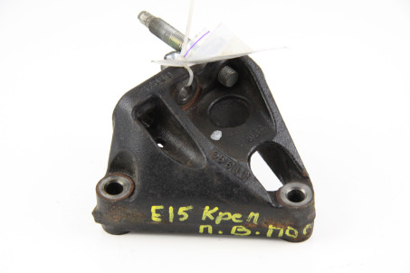 Кронштейн подушки двигателя правый 1.6 Toyota Auris 2006-2012 1231537030 (47938)