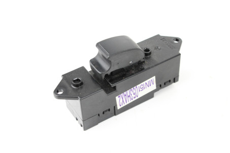 Кнопка склопідіймача одиночна передня права Mitsubishi Lancer 9 (CSA) 2003-2009 8608A099 (48332)
