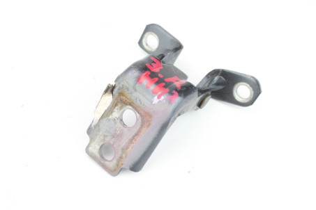 Петля двері задньої правої низ Mazda CX-5 (KE) 2012-2017 KD5372240 (48728)