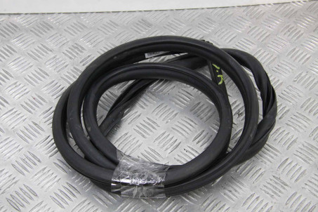 Ущільнювач двері задньої правої Lexus RX (XU30) 2003-2008 6233148030C0 (48968)