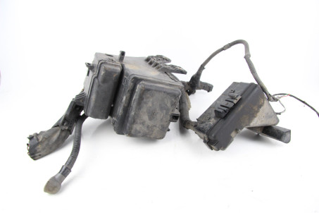 Блок запобіжників двигуна hybrid 3.3 Lexus RX (XU30) 2003-2008 8262048050 (49062)