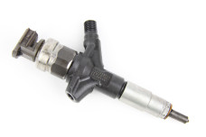 Форсунка електро 2.0 D Subaru Forester (SH) 2008-2012 16613AA020 (49137)