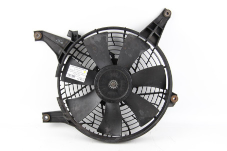 Дифузор з вентилятором кондиціонера Mitsubishi Pajero Wagon IV (V90) 2007-2013 MR500911 (49379)