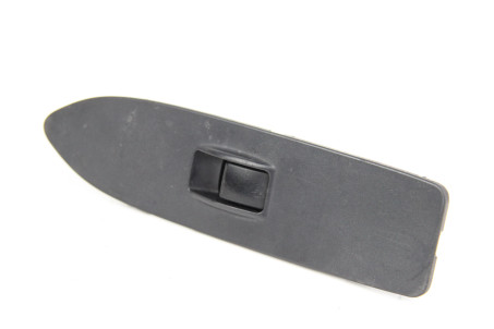 Кнопка стеклоподъемника одиночная передняя правая Mitsubishi Pajero Wagon IV (V90) 2007-2013 8608A142 (49500)