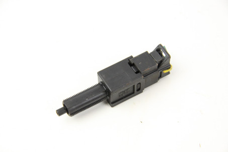 Датчик педалі гальма Nissan Micra (K12) 2002-2011 25320AX000 (50140)