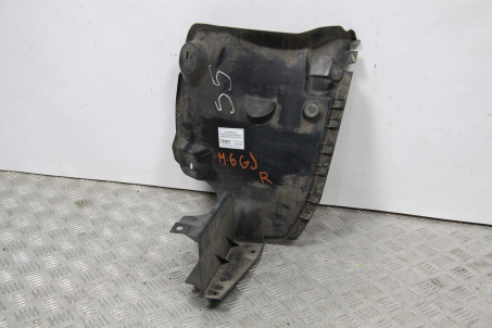 Пильовик заднього бампера правий Mazda 6 (GJ) 2012-2018 GHP950340A (50276)