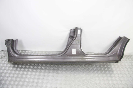 Порог со стойкой левый Nissan Rogue S 2007-2015 G6413JM0MA (50384)