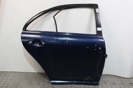 Двері задні праві дефект Toyota Avensis T25 (T250) 2003-2009 6700305110 (50392)