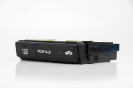 Кнопка підігріву скла Toyota Avensis T25 (T250) 2003-2009 8479005130 (50505)