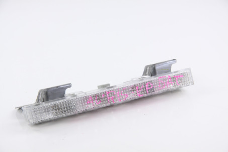 Ліхтарик в кр. багажника (центральний) Toyota Auris 2006-2012 8100612011 (50529)