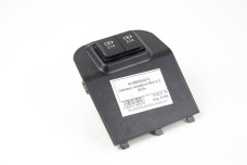 Зарядка телефону Toyota RAV-4 V 2018- 8553242010 (51160)