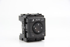 Блок керування дзеркалами Hybrid Toyota RAV-4 V 2018- 8487242030 (51174)