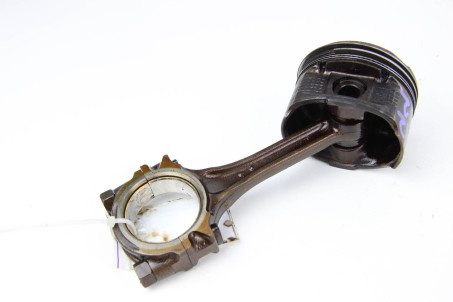 Шатун разом з поршнем 1.2 Nissan Micra (K12) 2002-2011 12100AX20A (51264)