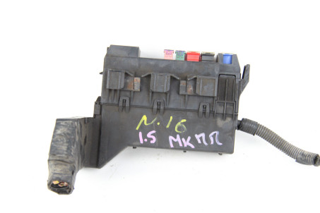 Блок запобіжників двигуна 1.5 МКПП Nissan Almera (N16) 2000-2006 24381AU000 (51402)