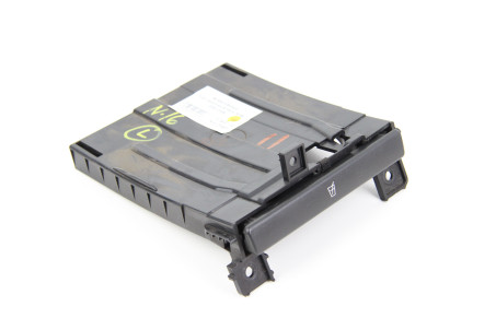 Підстаканник Nissan Almera (N16) 2000-2006 68430BM400 (51407)