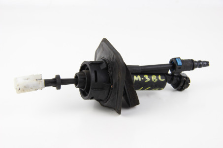 Цилиндр сцепления главный 1.6 Mazda 3 (BL) 2009-2014 BBM741400A (51422)