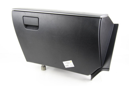 Бардачок Mazda 3 (BL) 2009-2014 BBM464102 (51451)