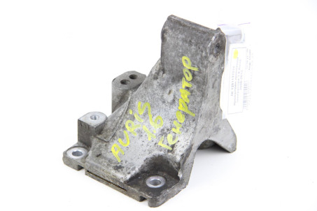 Кронштейн кріплення генератора 1.6 Toyota Auris 2006-2012 1251137010 (51506)