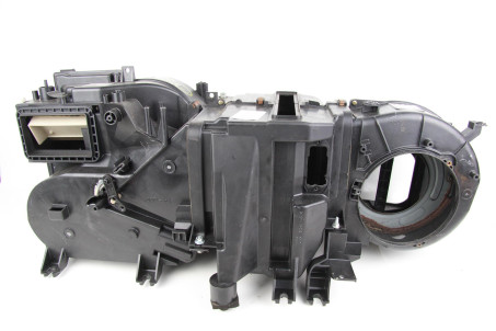 Корпус печі салону з конд Mitsubishi Space Star 1998-2005 MR913119 (51626)