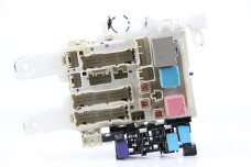 Блок предохранителей сервис Toyota RAV-4 III 2005-2012 8273042050 (51692)