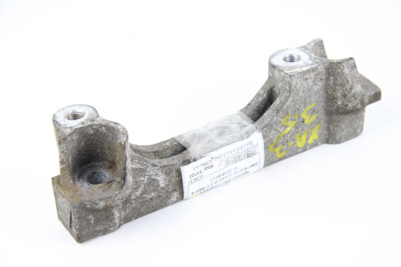 Кронштейн подушки двигуна правий 3.5 Toyota RAV-4 III 2005-2012 1234126010 (51722)