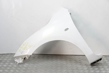 Крило переднє ліве Mazda 3 (BL) 2009-2014 BBY45221Y (51819)