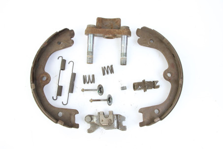 Механизм тормозной левый Nissan Murano S (Z51) 2008-2016 D4060CA01A (51956)