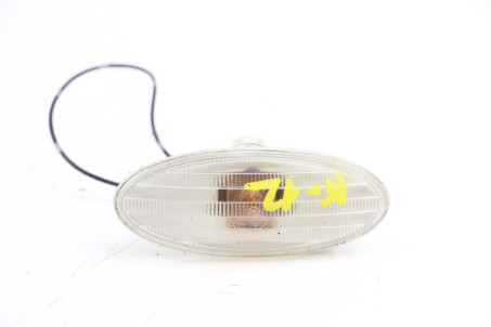 Повторитель поворота 08- Nissan Micra (K12) 2002-2011 261608990A (52595)