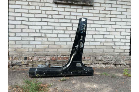 Стойка кузова (B) левая Toyota Avalon (GSX30) 2005-2011 61312AC020 (52611)