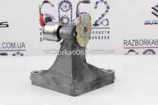 Кронштейн КПП левый 2.5 Subaru Legacy (BN) 2014-2020 30450AA010 (52850)