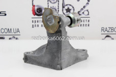 Кронштейн КПП правый 2.5 Subaru Legacy (BN) 2014-2020 30450AA000 (52851)