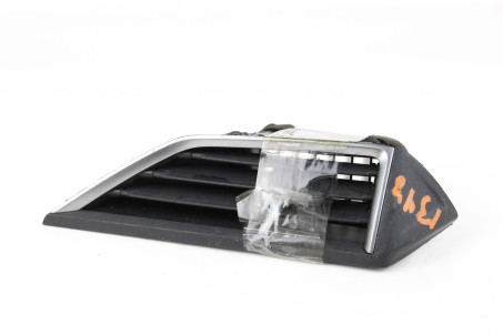 Дефлектор торпедо центральний лівий Subaru Impreza (GK/GT) 17- 66110FL01A (53442)