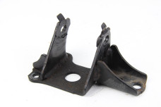 Кронштейн подушки двигуна лівий Lexus CT 200H 2010-2017 1232537070 (53581)